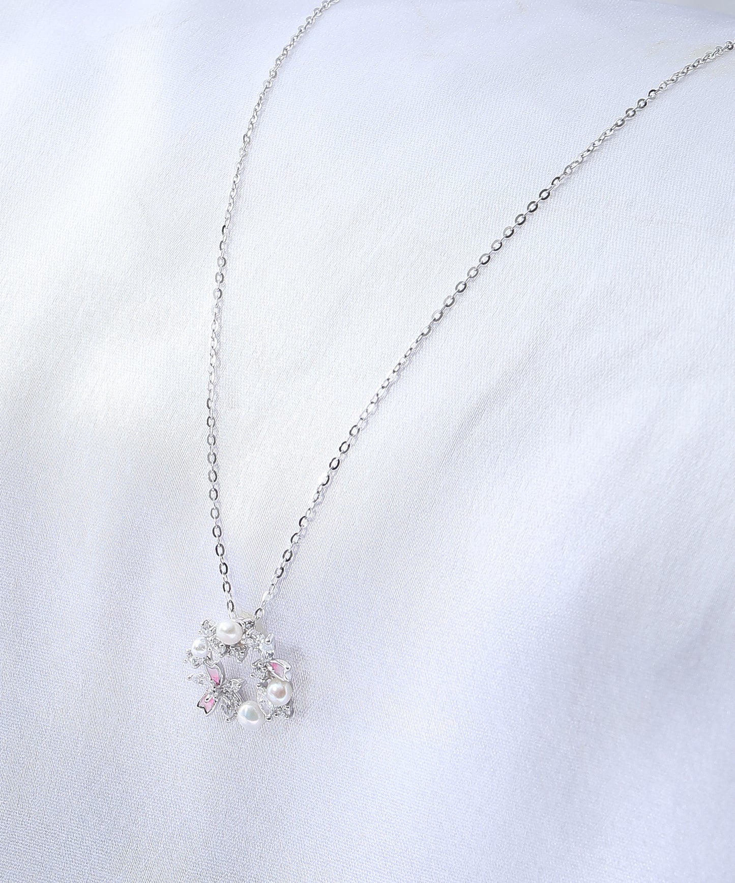 Siora Jewels Stellar Wreath 925 Silver Necklace for Women | Rhodium Finish with Pearls & Star Zircon Accents