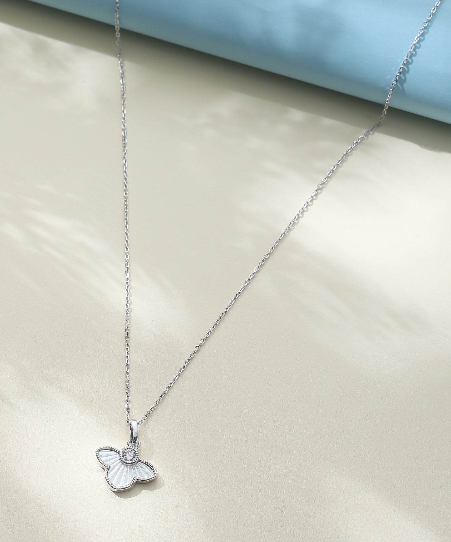 Siora Jewels White Petal 925 Silver Necklace for Women | Rhodium Finish with Mother of Pearl & Zircon Detailing