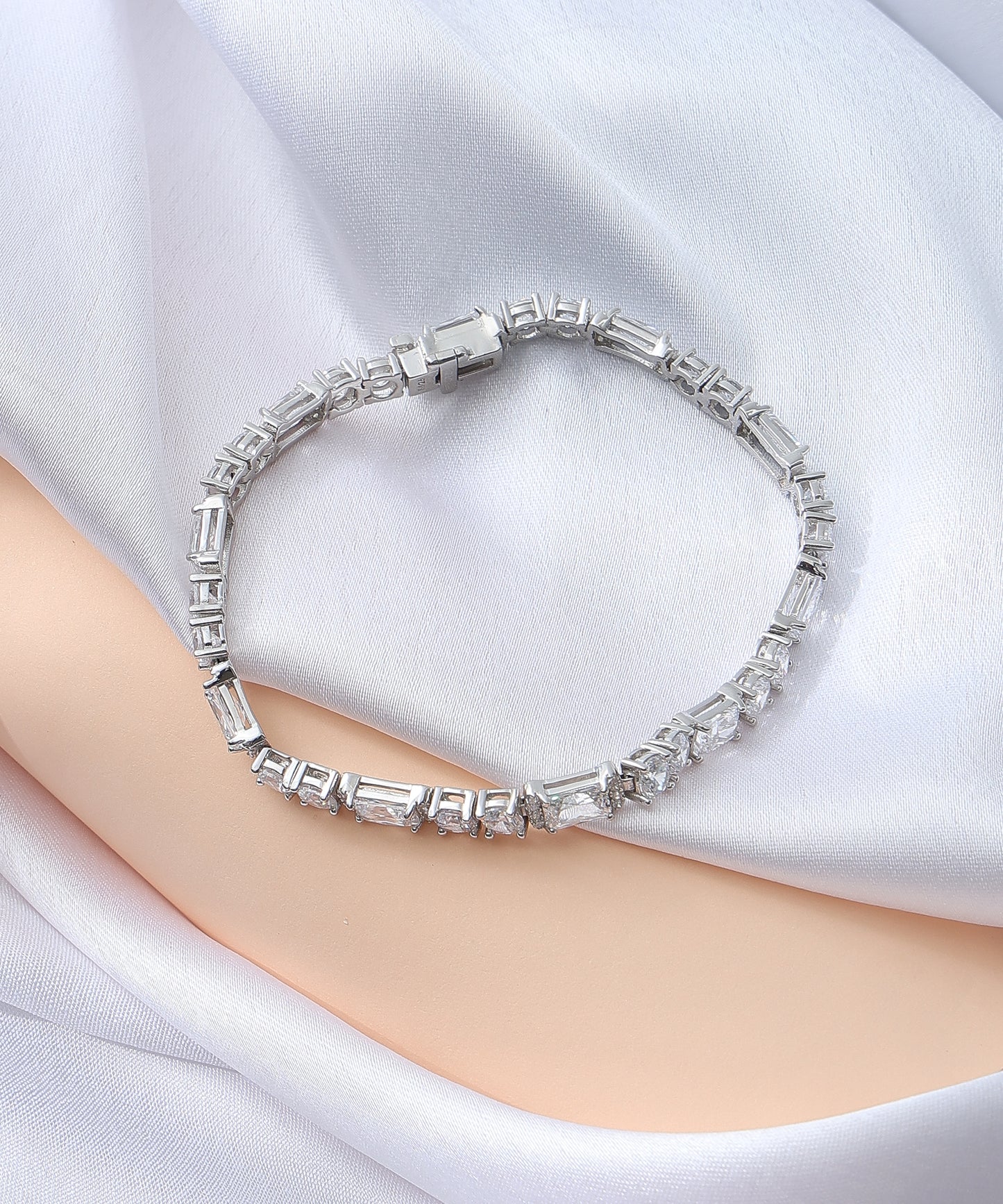 Siora Jewels Classic Tennis 925 Silver Bracelet for Women | Rhodium Finish with Zircon Detailing