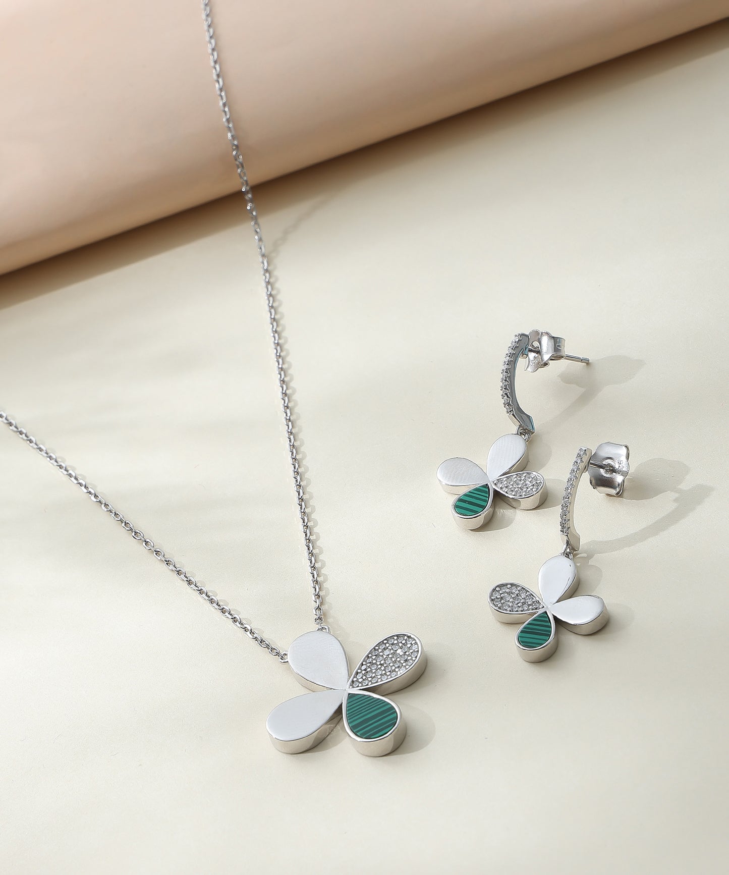 Siora Jewels Lucky Charm 925 Silver Necklace for Women | Rhodium Finish with Clover Zircon Detailing