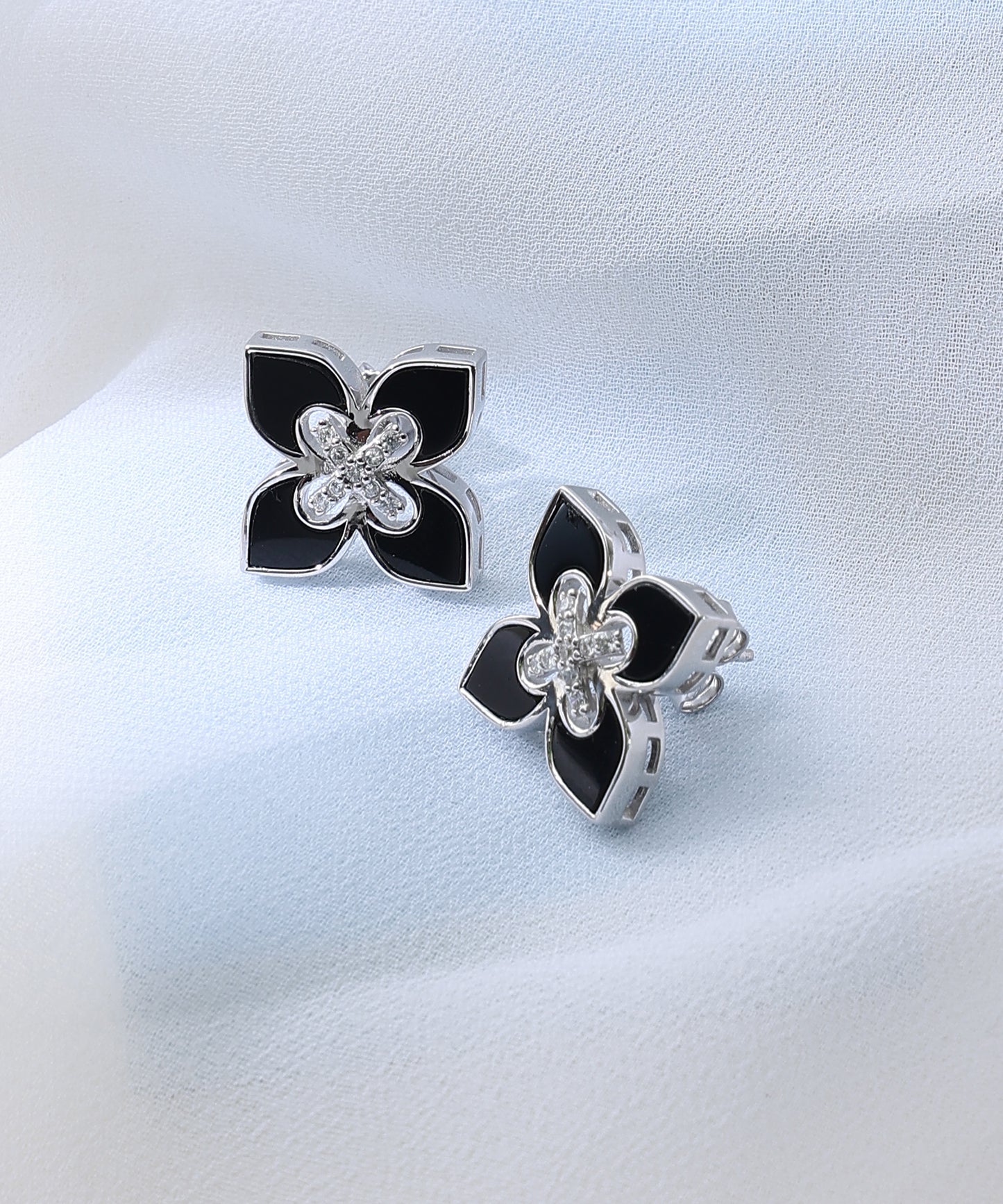 Siora Jewels Noir Bloom 925 Sterling Silver Jewellery Set for Women | Rhodium Finish with Black Enamel Floral Design & Zircon Detailing